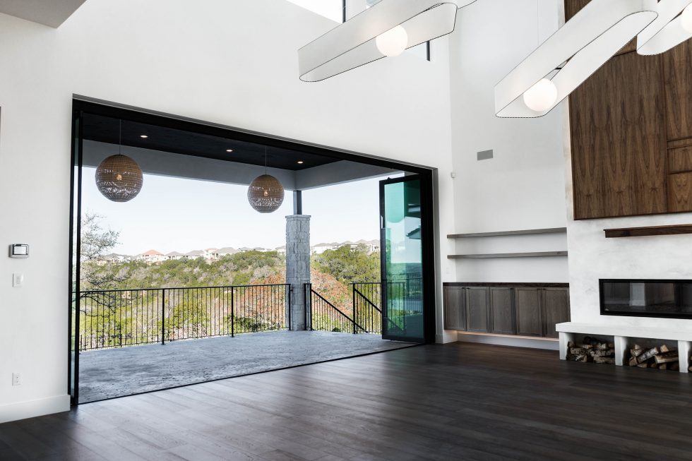 Hill-country-open-980×653