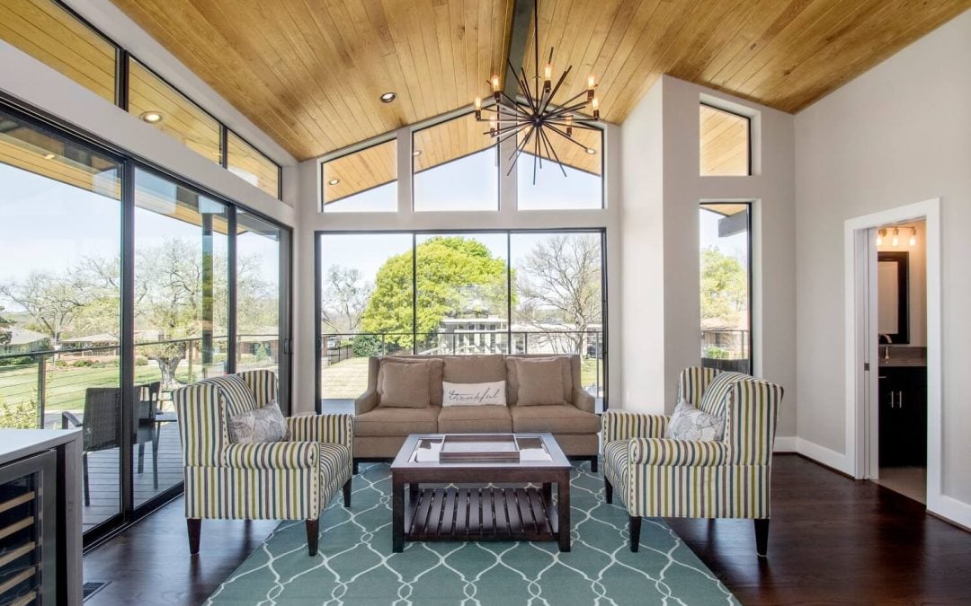 Maximize Light Year-Round with Beautiful Sunroom Windows